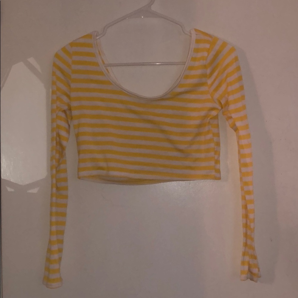 Yellow striped crop top long sleeve - Picture 3 of 3
